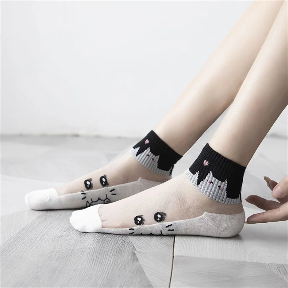 Dreamlikelin Summer Socks – Breathable Cat-Themed Silk Socks for Women - Image 3